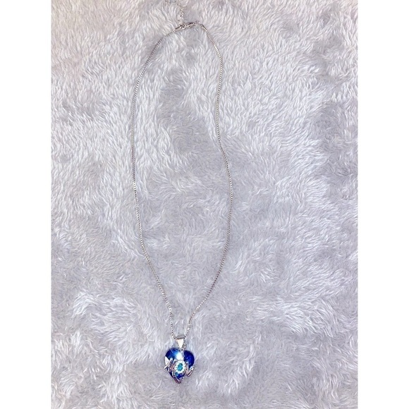 Cherished MOM heart pendant in white gold ‘I love you’ inscription 17 inch chain - Picture 2 of 4